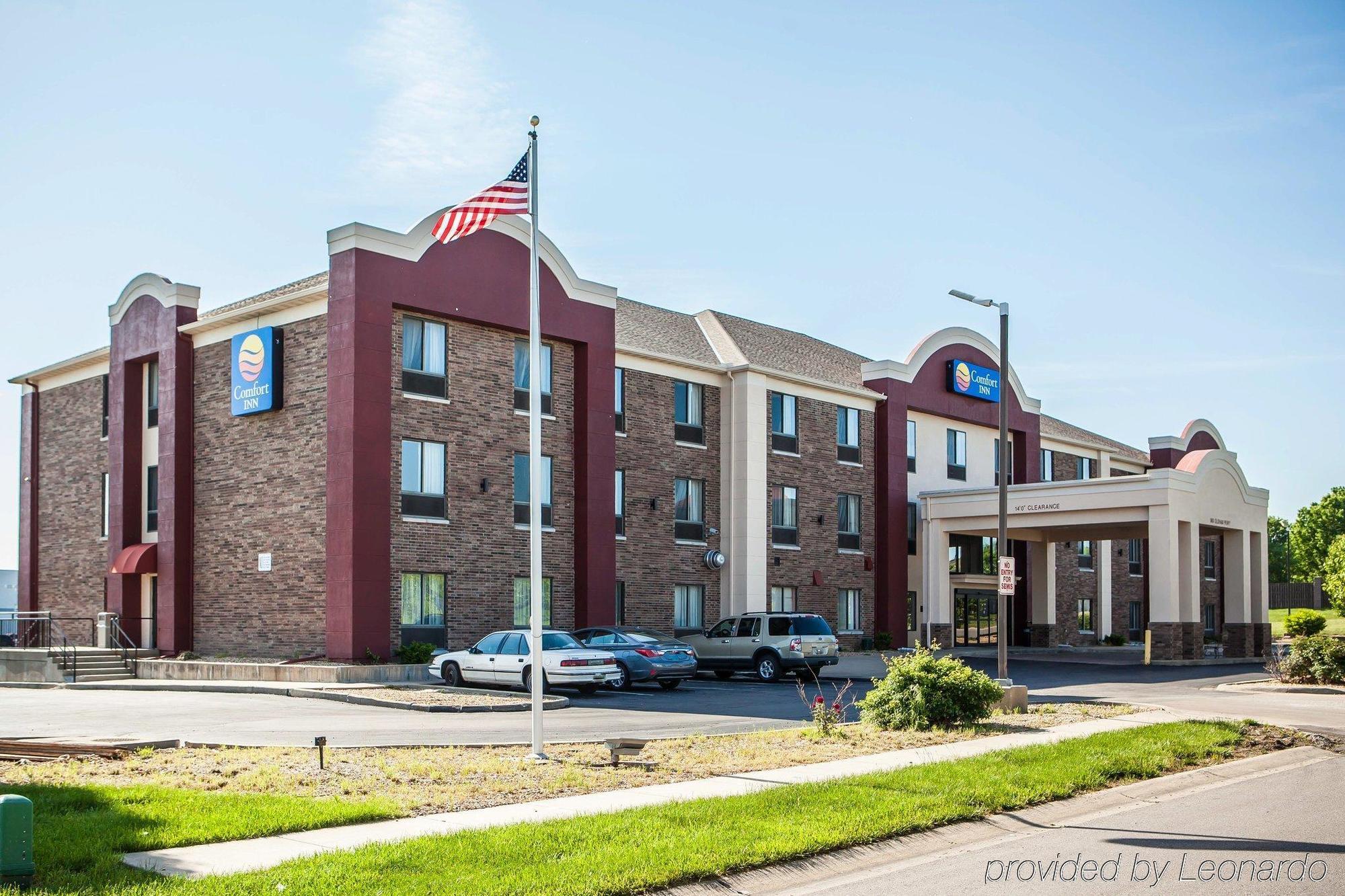Super 8 By Wyndham Lees Summit Motel Lee’s Summit Dış mekan fotoğraf